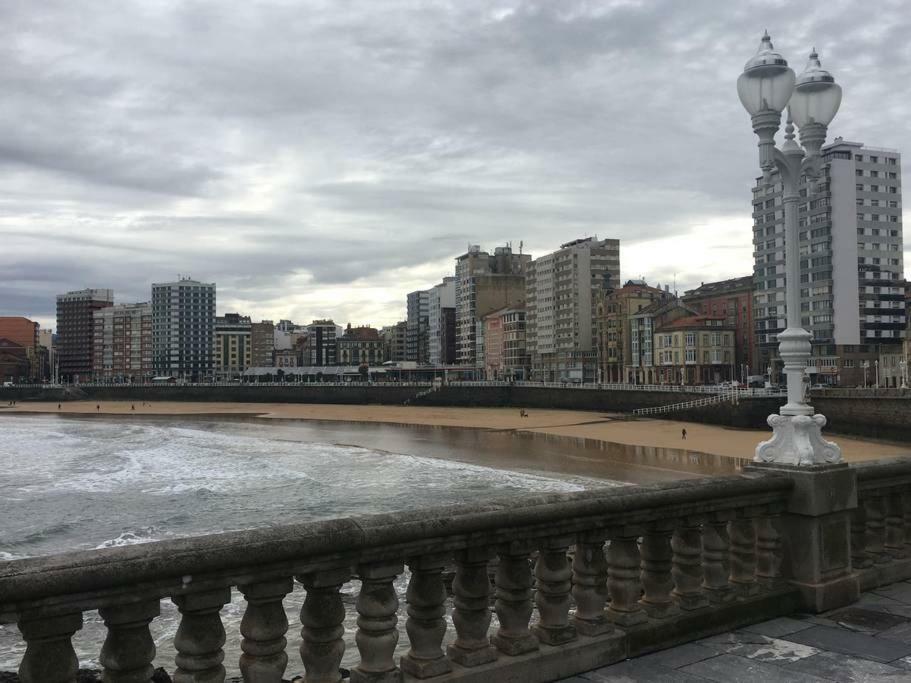Апартаменти Apartamento Nautico Хіхон Екстер'єр фото